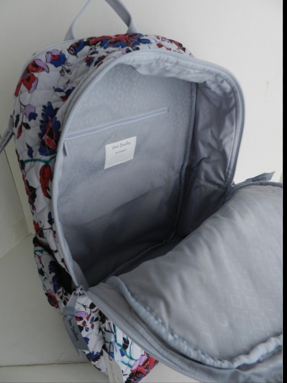 Vera Bradley Lg Cotton Material Backpack In Vineyard Floral Design NWT $159 MSRP - Picture 2 of 12